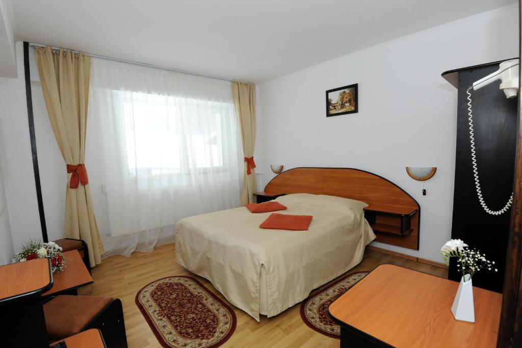 Gura Diham Buşteni Quarto foto